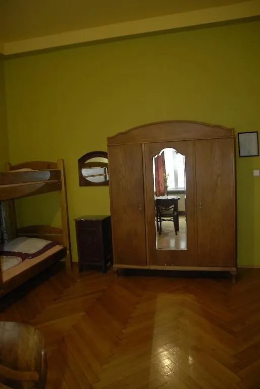 Hostel, Pokoje Goscinne Mleczarnia - Ozonowane Wrocław